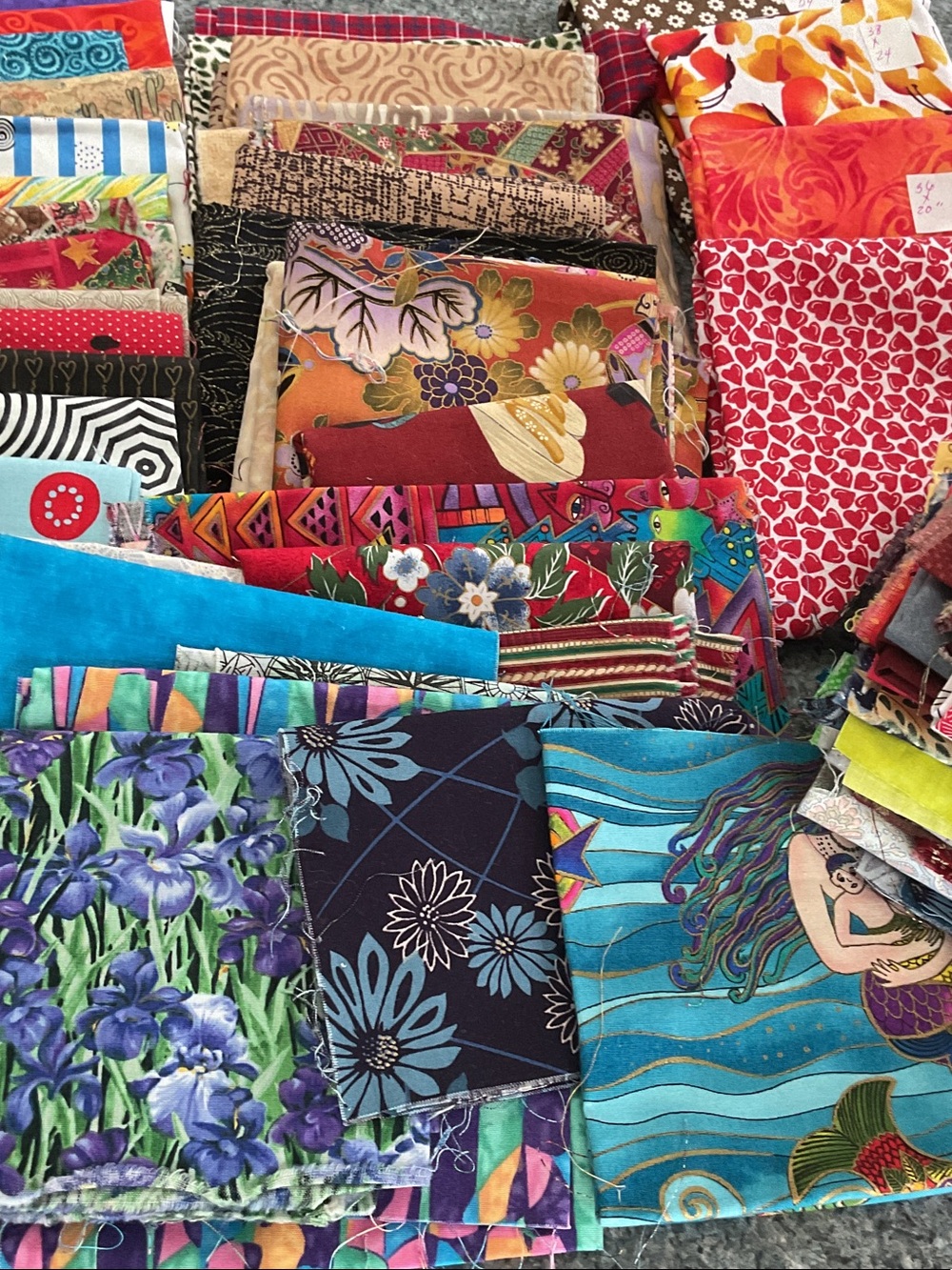 Quilting and craft fabric. Mixed variety.